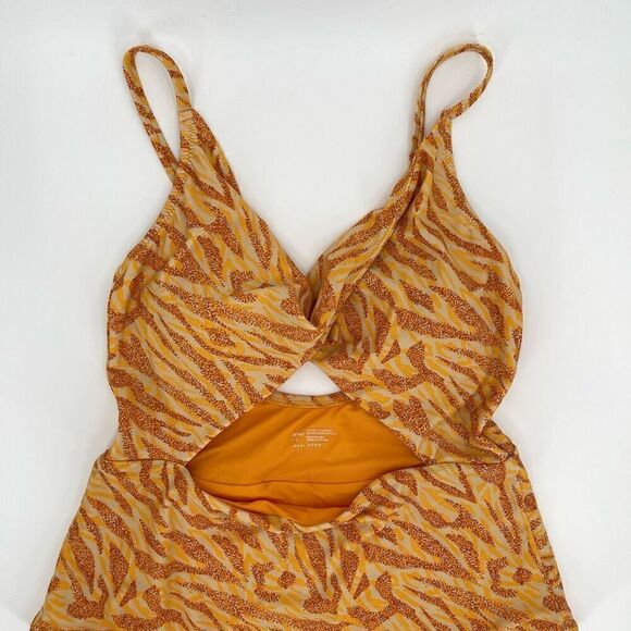 Aerie Twist Front Cut Out Full Coverage One Piece Swimsuit Women Large Orange - Picture 4 of 9